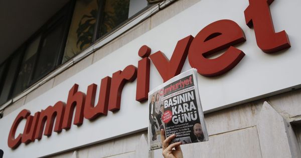 Foto: Abren en turquÍa un nuevo juicio contra los periodistas dündar y gÜl