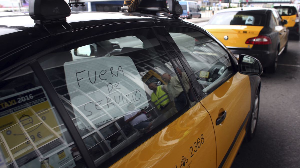 Jornada de huelga en Barcelona: a los paros de Ryanair se suman también los taxis