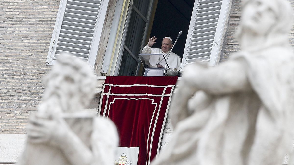 El Papa dio negativo a una prueba de coronavirus, según la prensa italiana