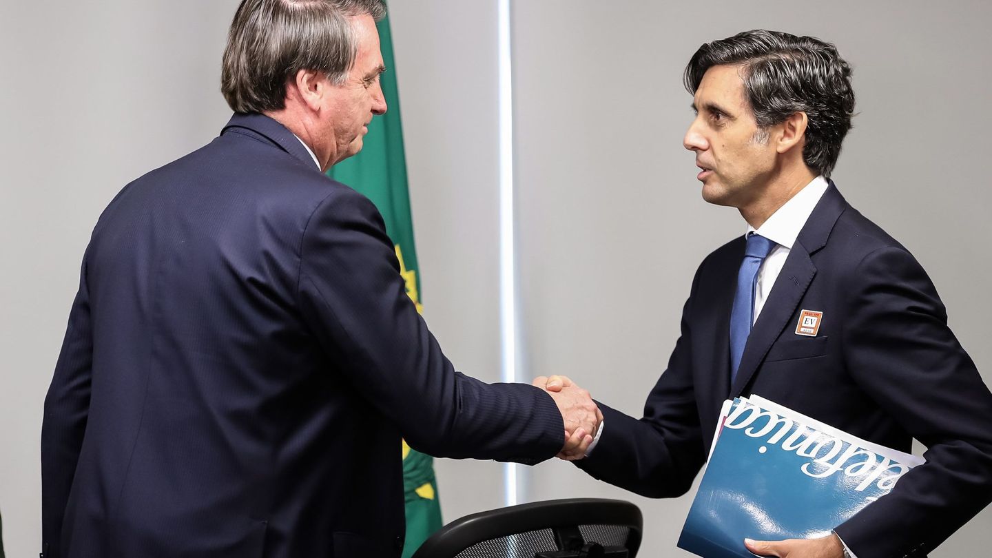 El presidente de Brasil, Jair Bolsonaro, en un encuentro con José María Álvarez-Pallete. (EFE)