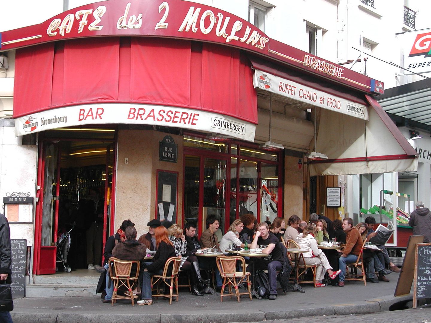 La cafetería donde trabajaba Amélie.
