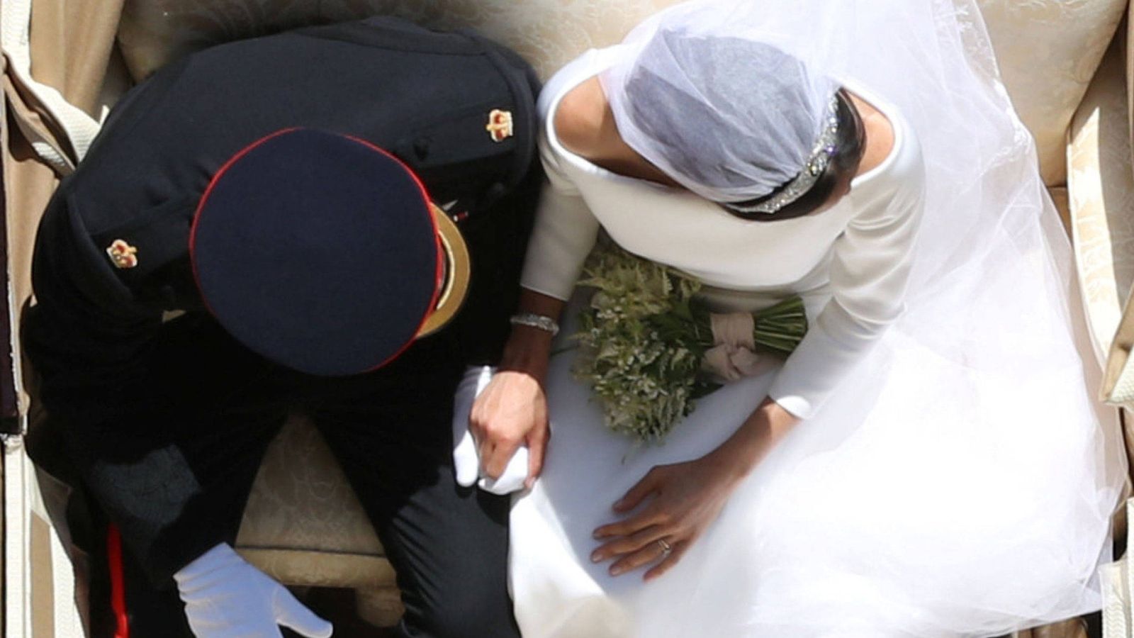 Foto: Imagen de los recién casados tras la ceremonia. (Reuters)