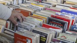 Parada obligatoria para los amantes de la lectura: el mercadillo con libros de un euro que puedes visitar hasta octubre
