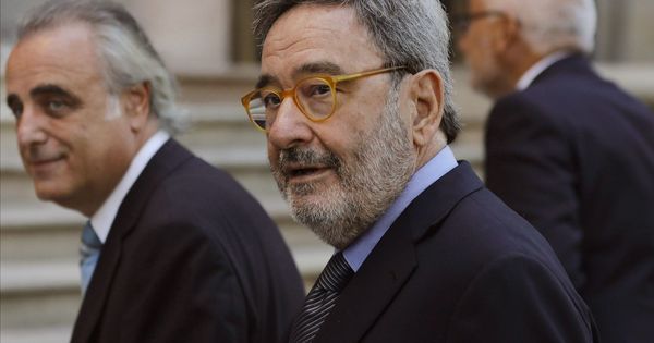 Foto: El ex presidente de Caixa Catalunya, Narcís Serra, a su llegada a la Audiencia de Barcelona. (EFE)