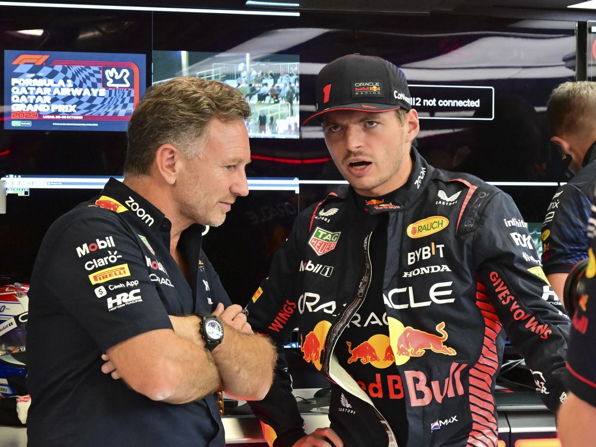 Foto: Max Verstappen y Christian Horner, en el GP de Qatar 2023 (DPPI/Afp7).