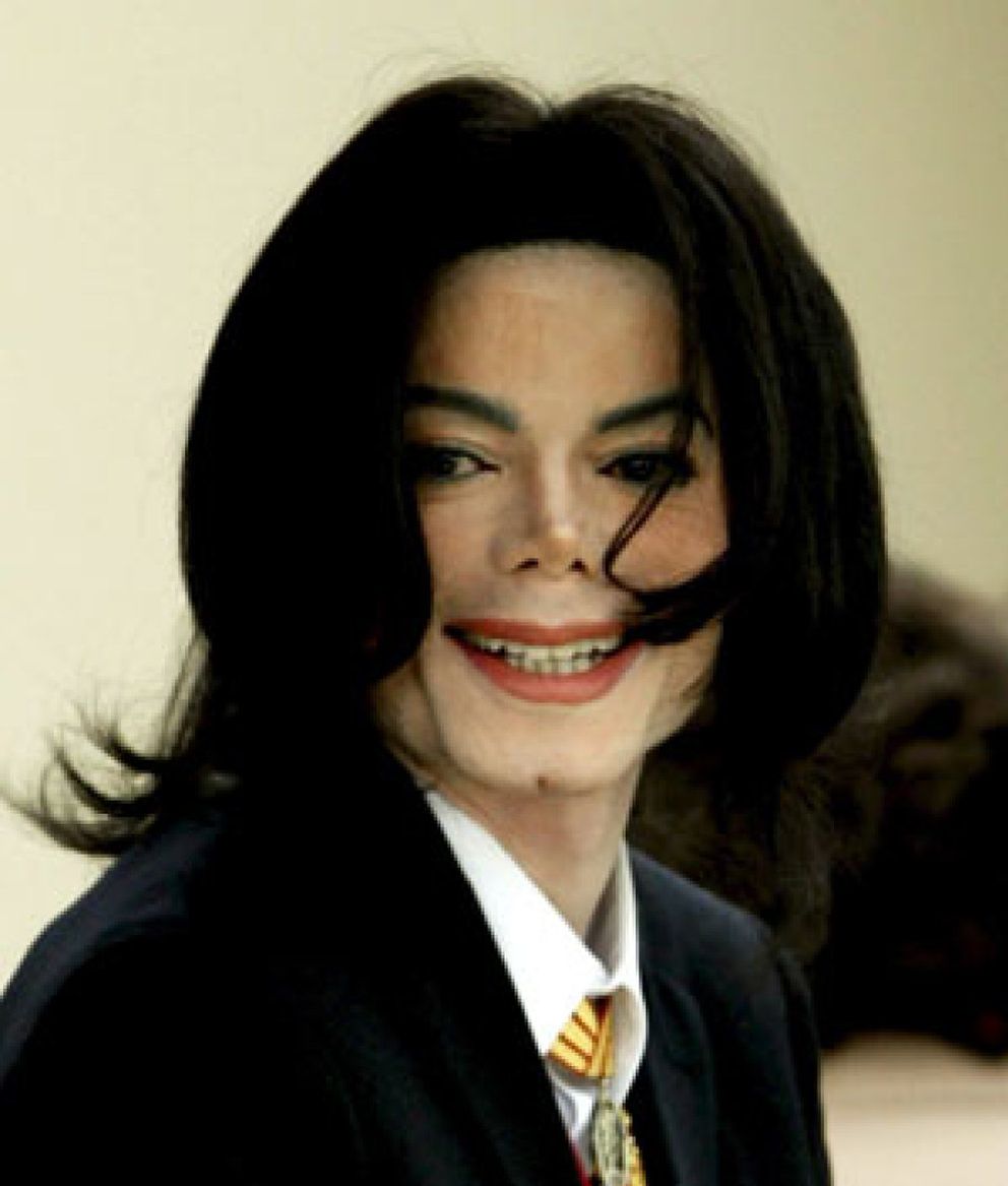 Foto: El entierro de Michael Jackson se pospone