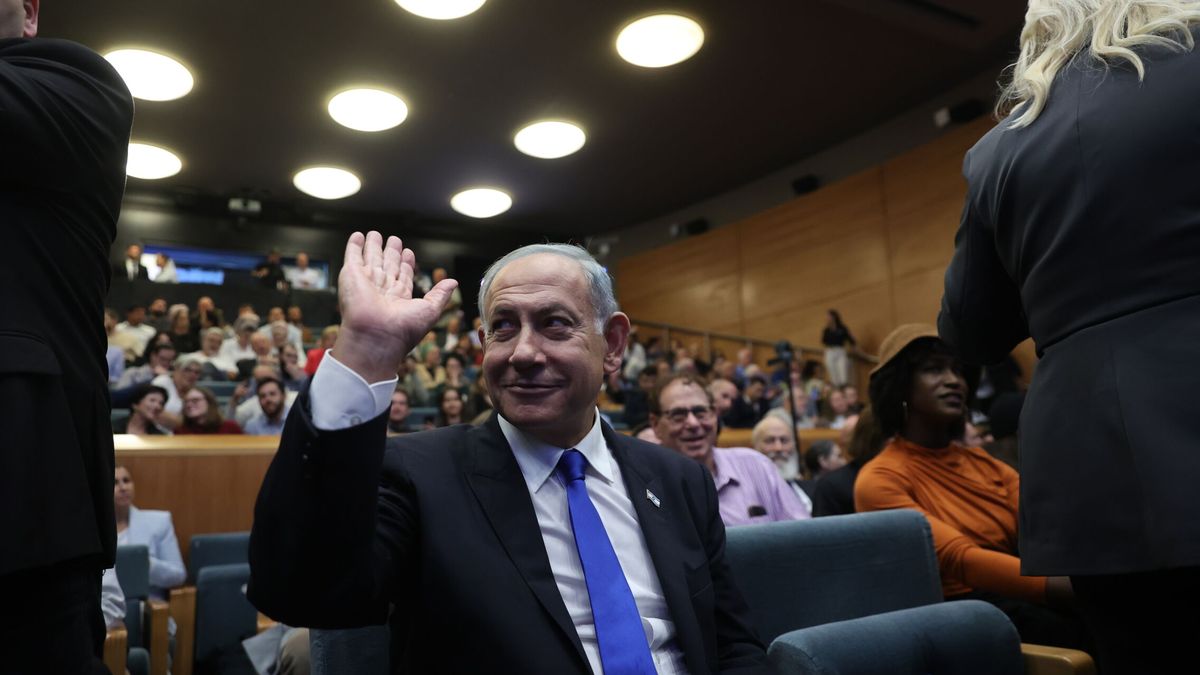 Netanyahu asesta "un golpe mortal" a los jueces (y la democracia) de Israel