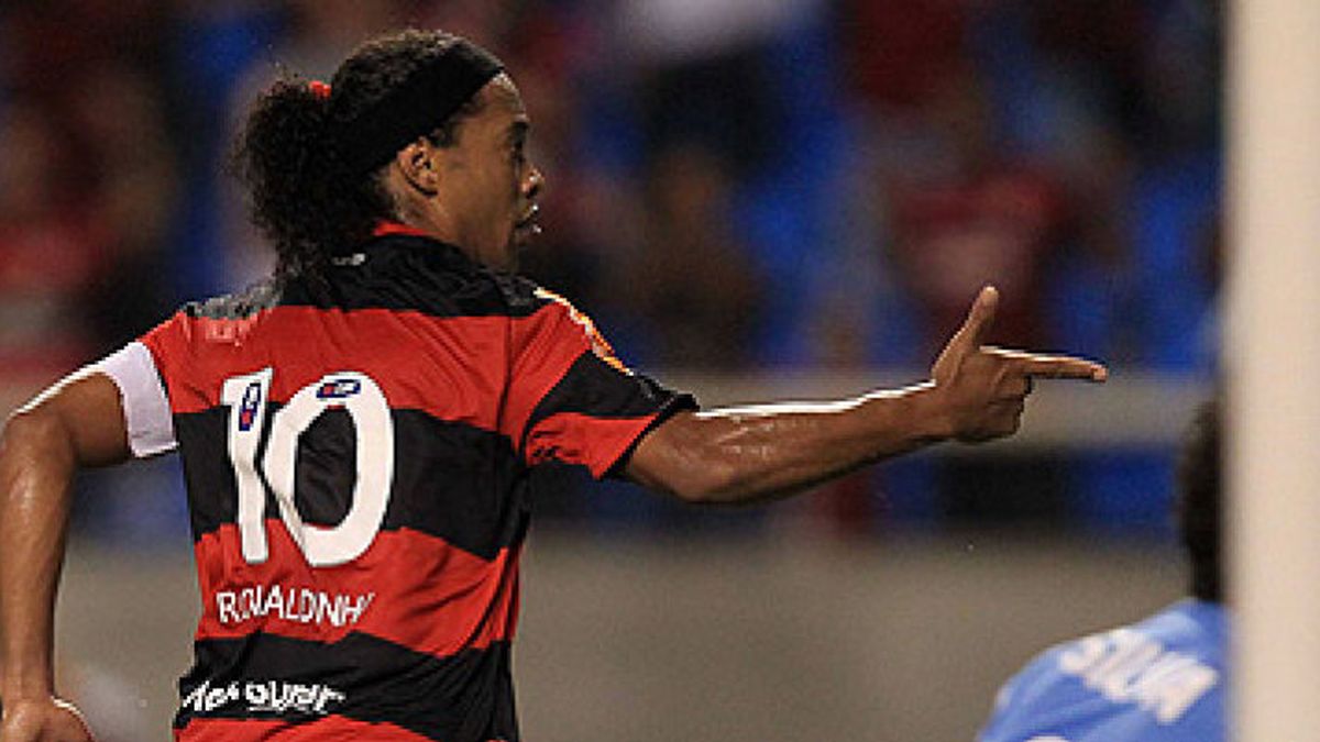 Ronaldinho o cómo organizar una fiesta de cinco días de duración