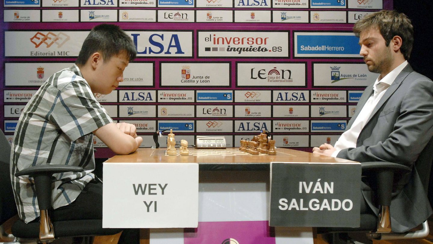 Iván Salgado, contra Wey Yi, en 2014. (EFE/J. Casares)