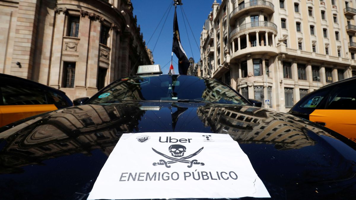 Cuenta atrás para salvar o hundir a Uber, Cabify y Bolt: España se asoma a otra guerra del taxi