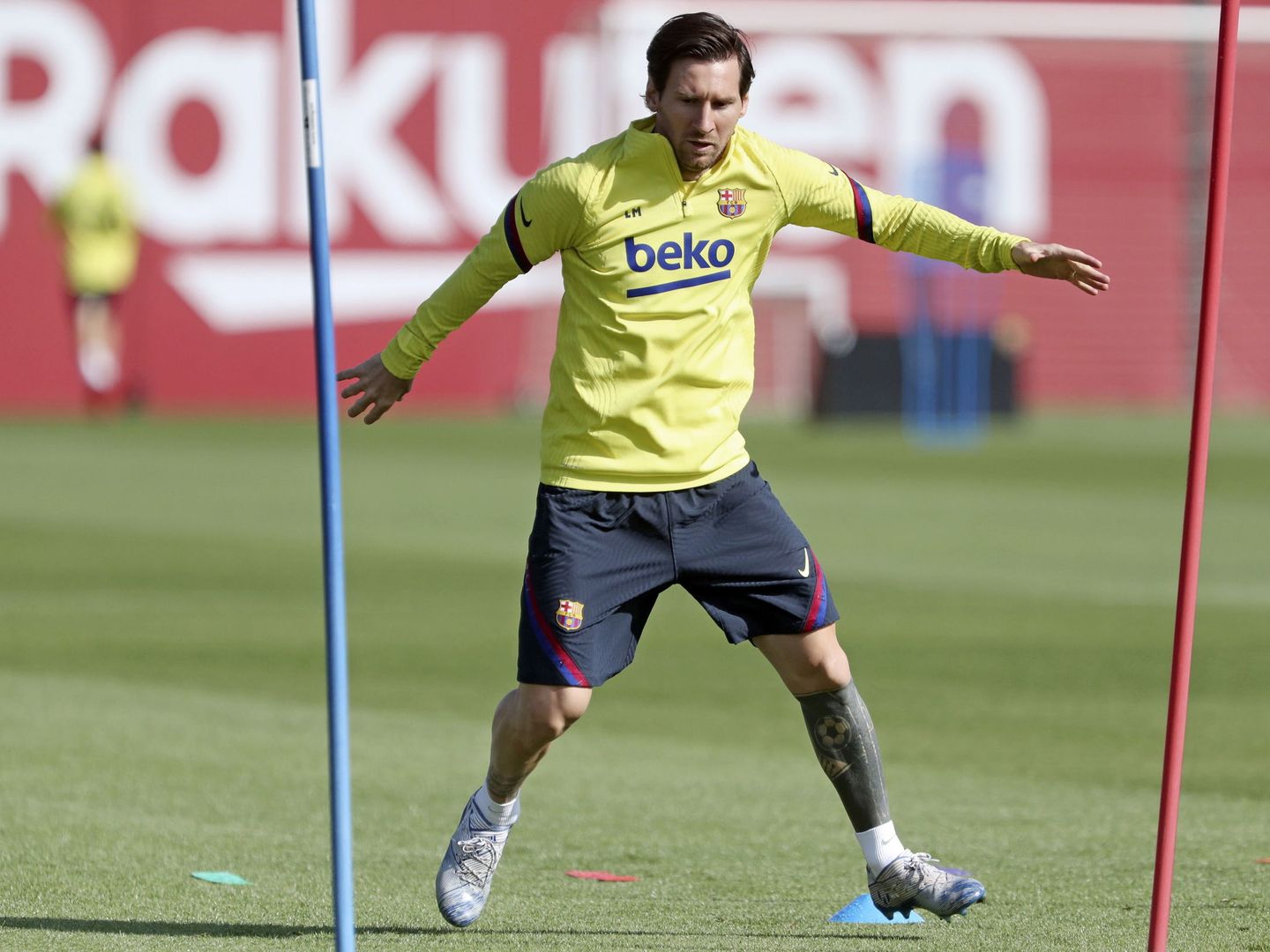 Leo Messi durante un entrenamiento individual. (Efe)