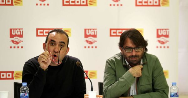 Foto: El dirigente de CCOO en Cataluña, Javier Pacheco (dcha.) y el de UGT, Camil Ros. (EFE)