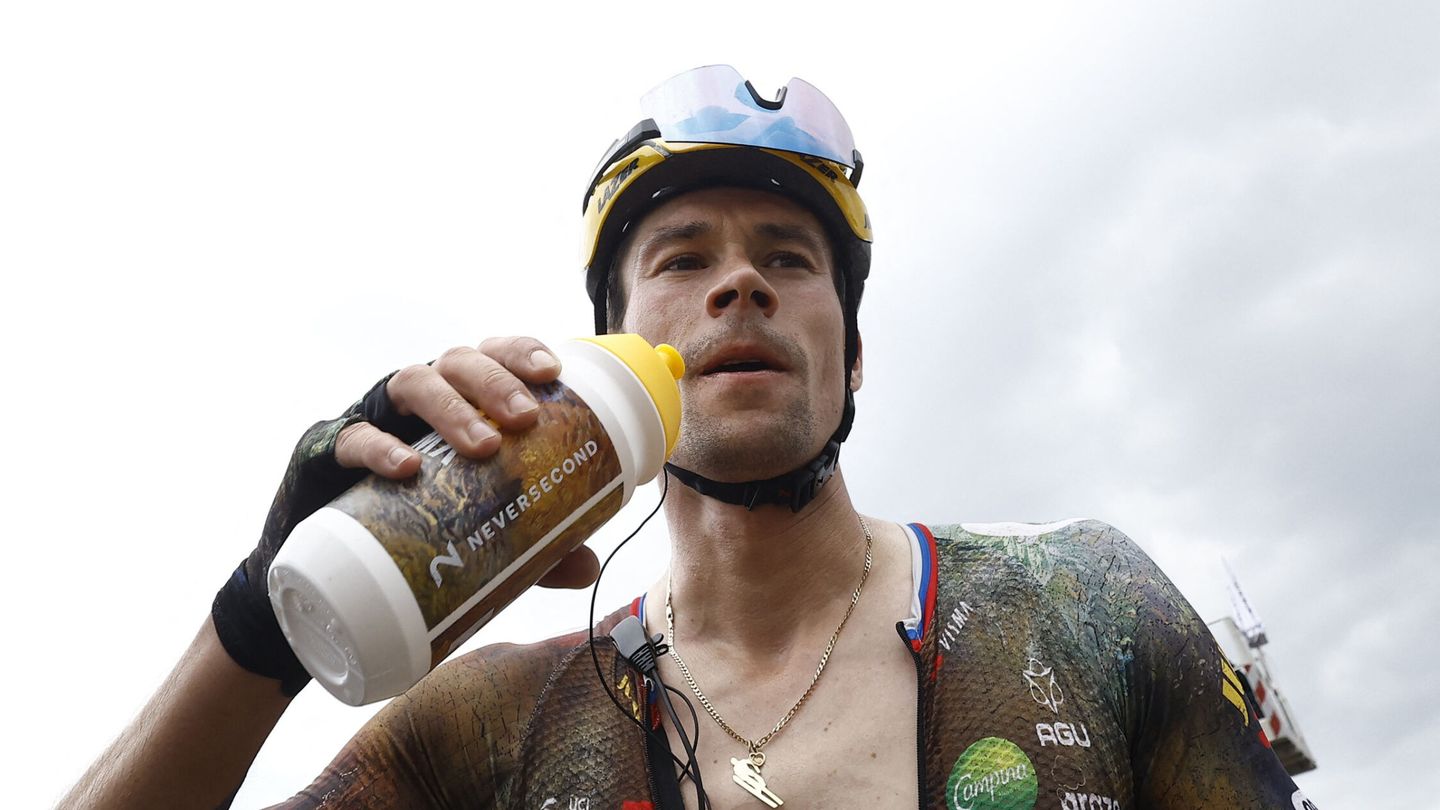 Roglic, durante una etapa del Tour. (Reuters/Christian Hartmann)