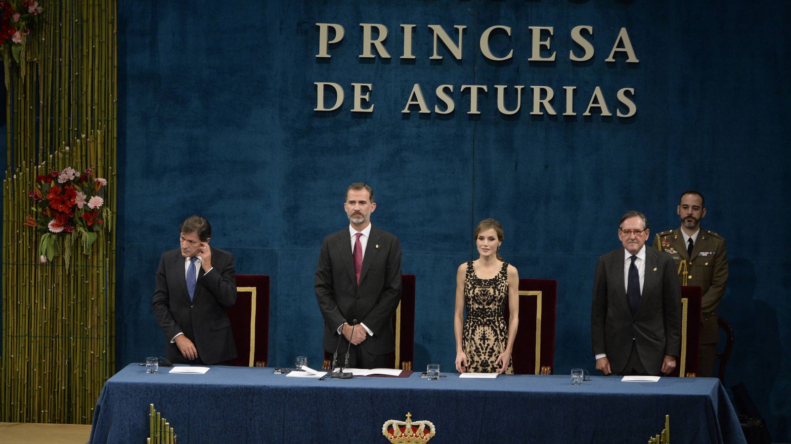 Foto: Don Felipe y Doña Letizia en los Premios Princesa de Asturias. (Gtres)