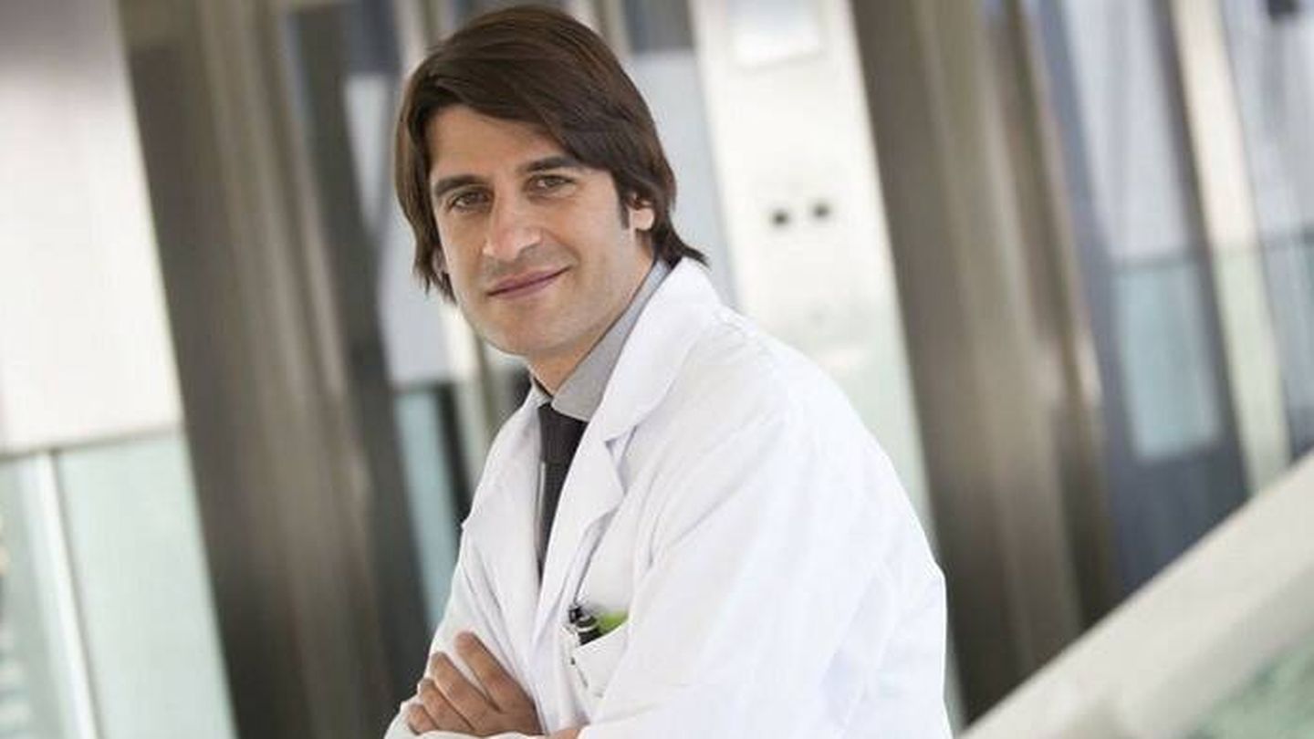 Doctor Salvador Esquena Fernández, jefe del Servicio de Urología del Hospital Universitari General de Catalunya.