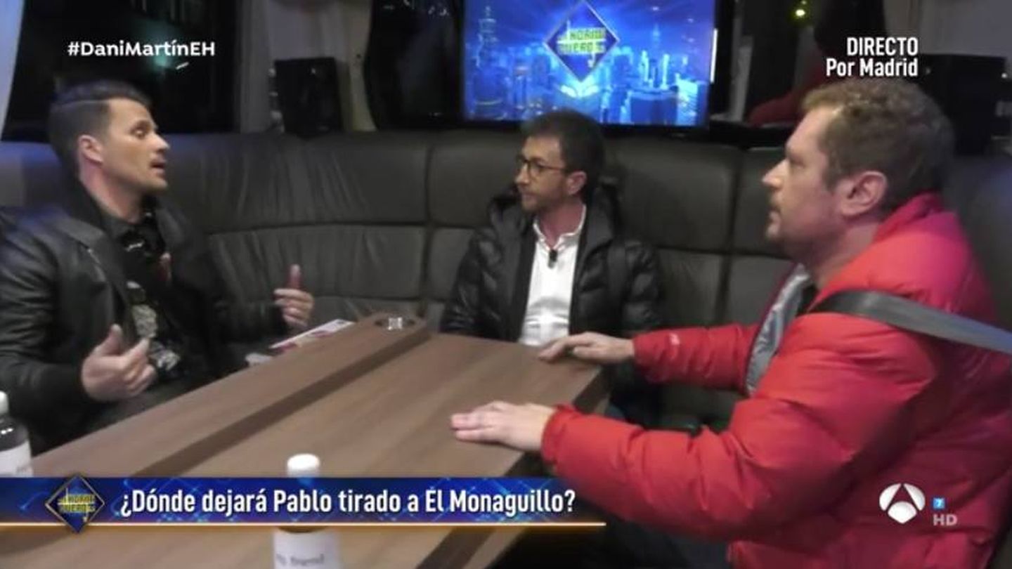 Dani Martín, Pablo Motos y El Monaguillo. (Atresmedia)
