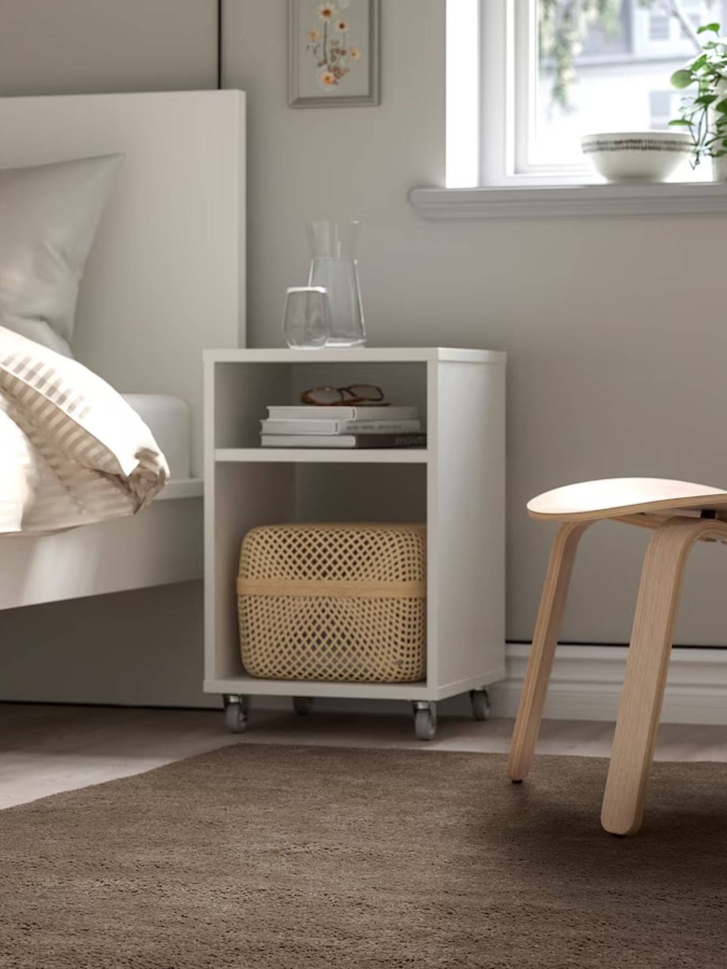 La mesita de noche minimalista de Shein que parece de Zara Home: ideal para  renovar el dormitorio sin gastar una fortuna