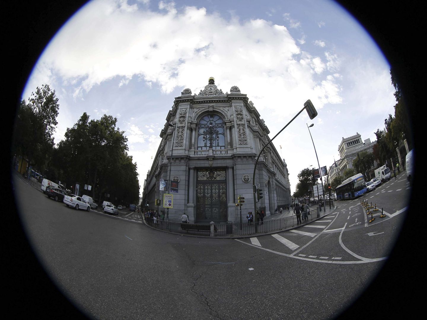 Sede del Banco de España, en la Plaza de Cibeles en Madrid. (EFE)