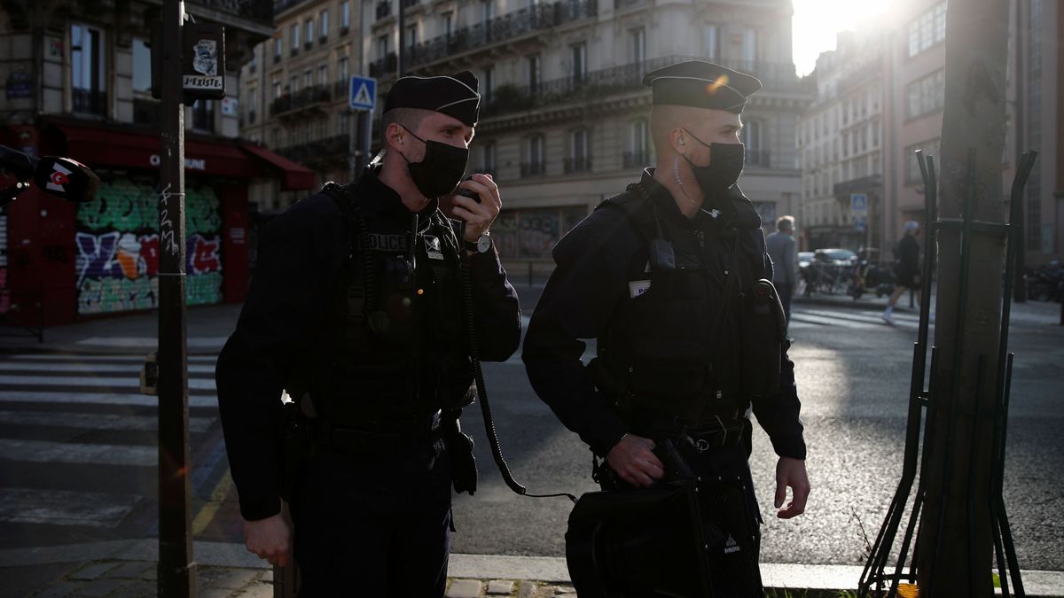Un fallecido y una herida grave en un tiroteo frente a un hospital de París