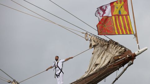 El Juan Sebastián de Elcano en Santo Domingo y mundial de surf: el día en fotos