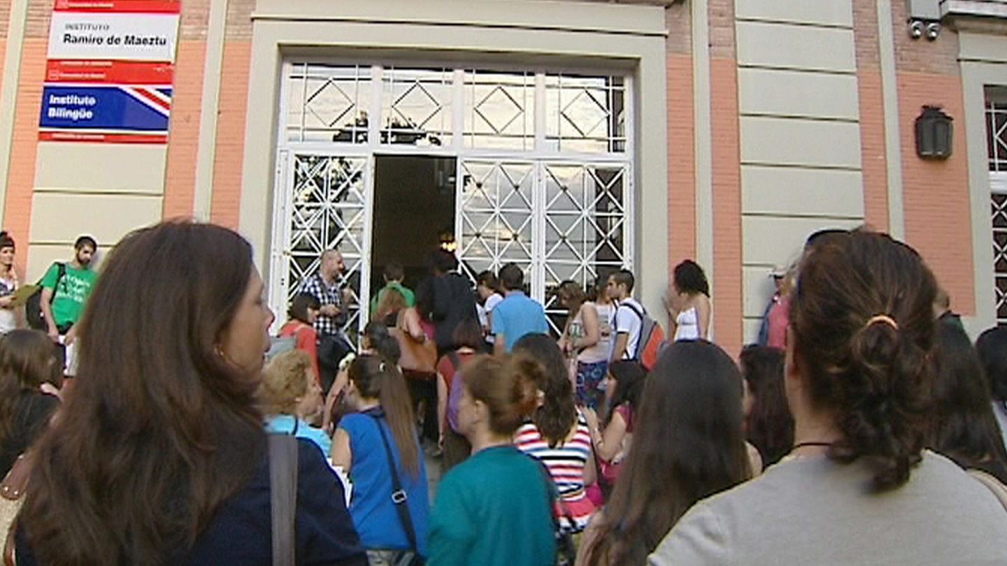 Entrada del Ramiro de Maeztu, uno de los colegios públicos con mejor reputación que no aparece en 'la lista negra'. (EFE-TV)