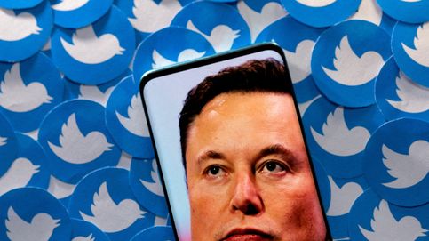 Musk agita el fantasma de la bancarrota de Twitter mientras le abandonan ejecutivos clave