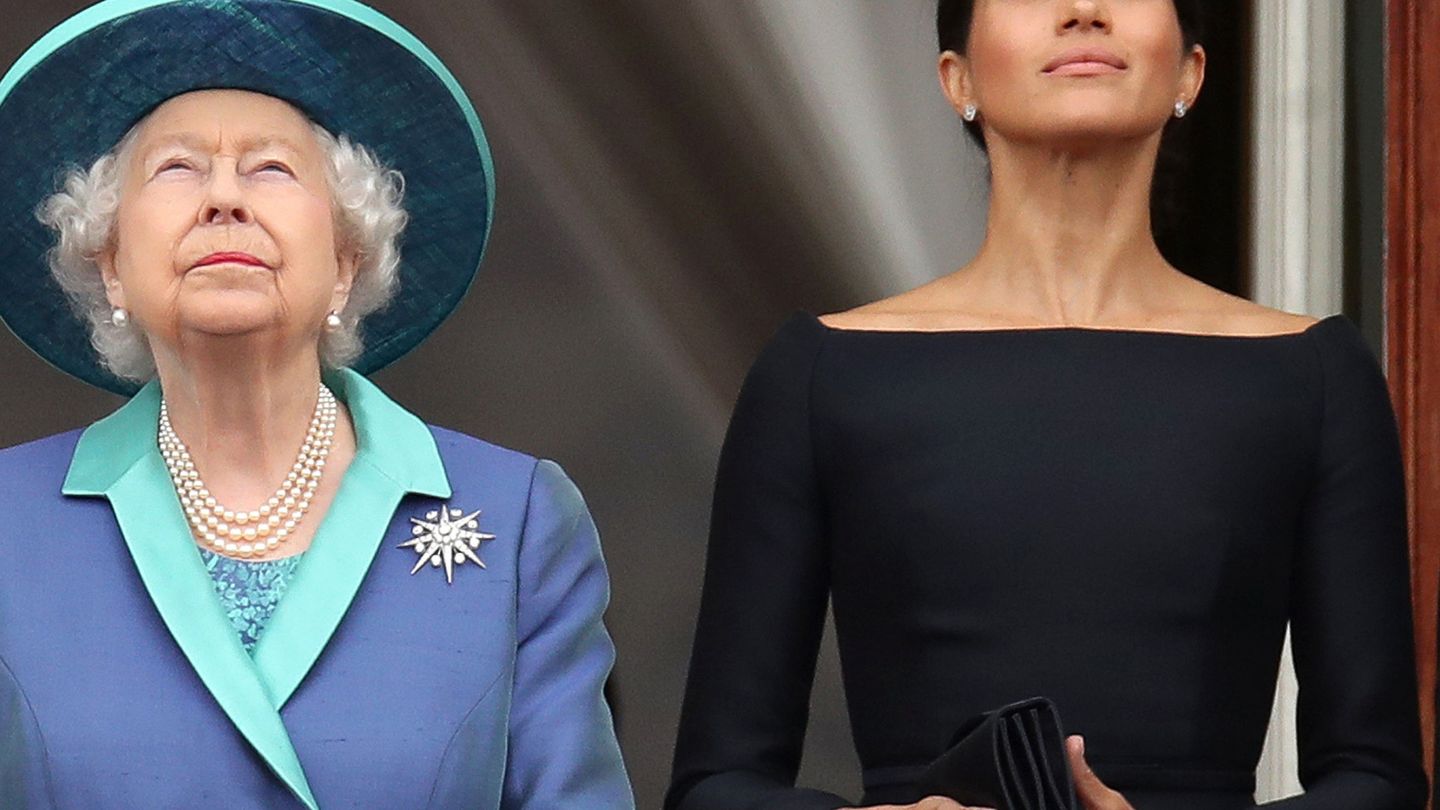 Meghan, con la reina Isabel en una imagen de archivo. (Reuters)
