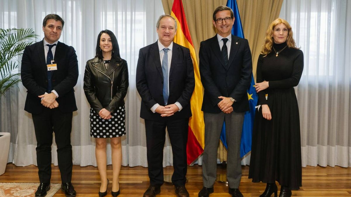 Andalucía pide a Hereu que retome la Ley de Industria que impulsó Maroto
