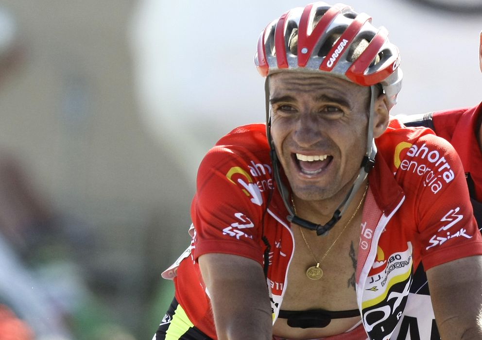 Foto: Juanjo Cobo, durante la Vuelta 2011 (Reuters). 
