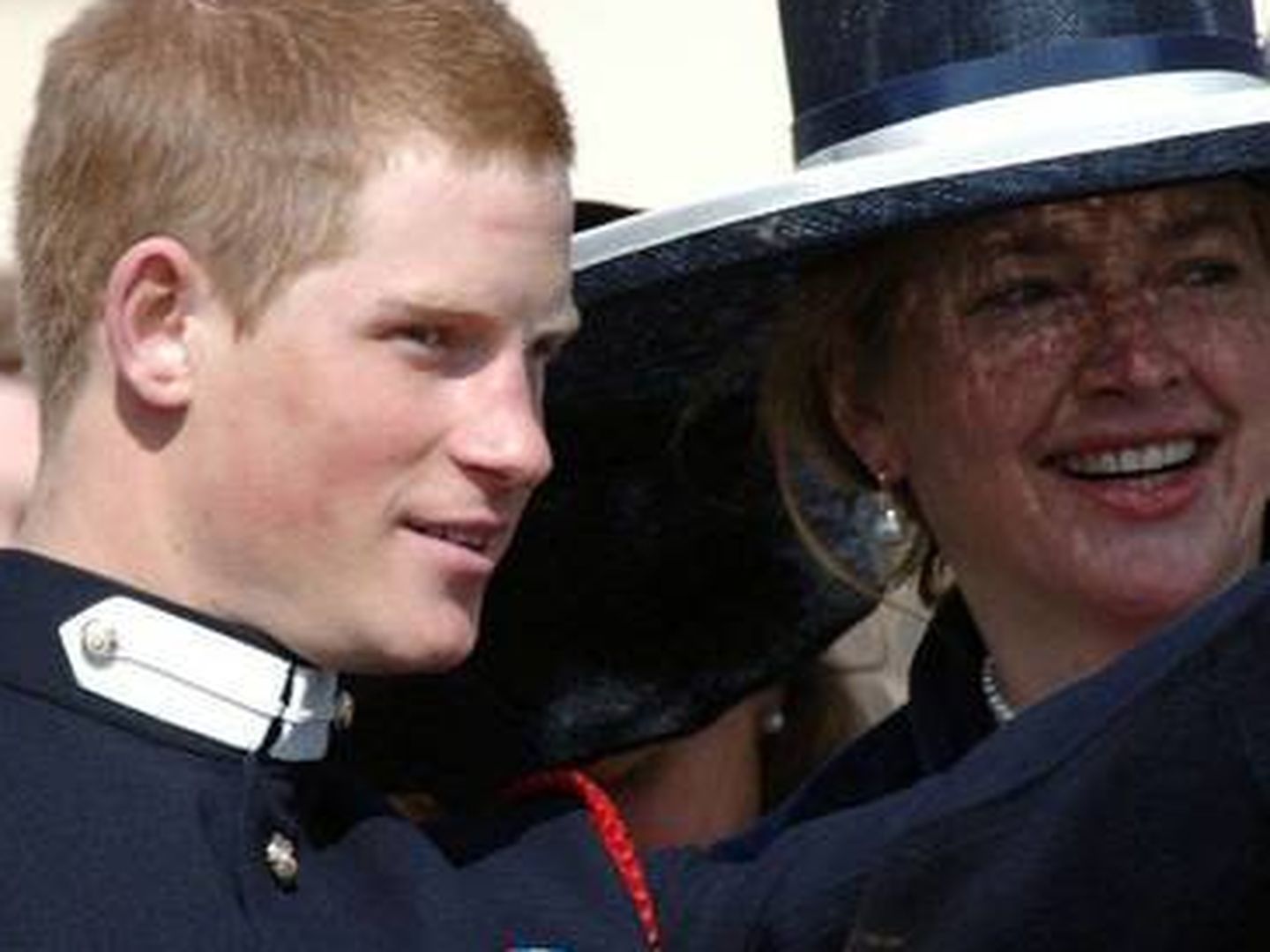 El príncipe Harry, junto a su exniñera Tiggy en una imagen de archivo. (Getty)