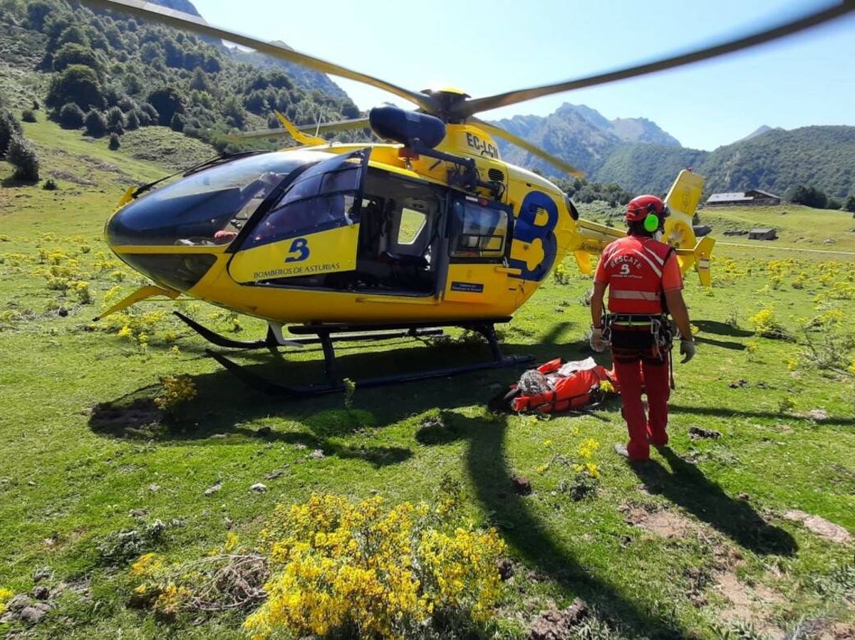 Foto: Equipo de rescate del SEPA. (112 Asturias)