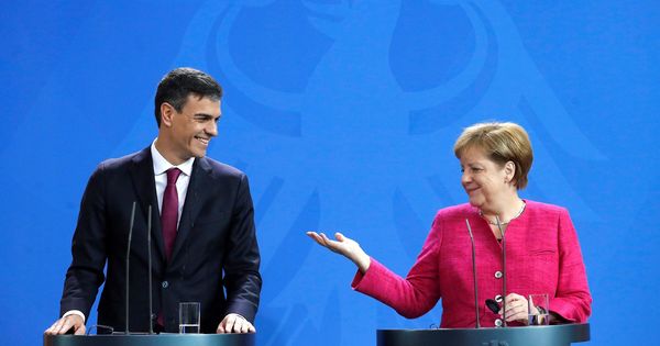 Foto: Pedro Sánchez, en rueda de prensa con la canciller alemana, Angela Merkel. (EFE)