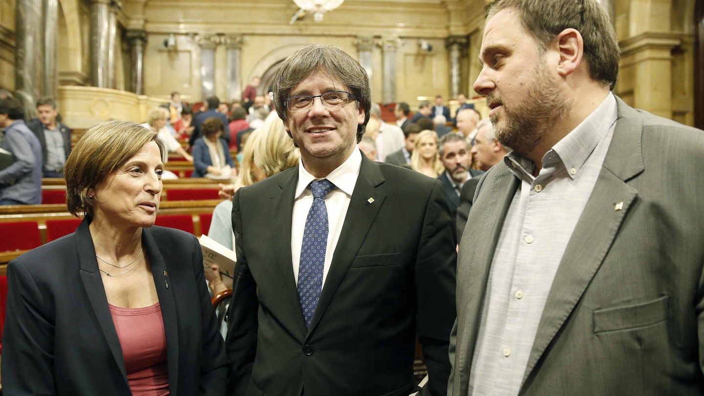 Carme Forcadell, Puigdemont y Junqueras. EFE