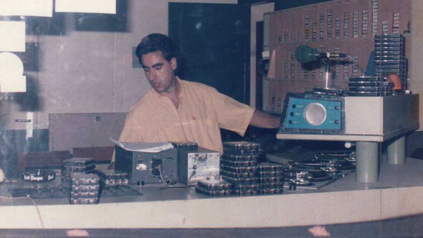 Jorge Salvador, en sus inicios en la radio. (Jorge Salvador)