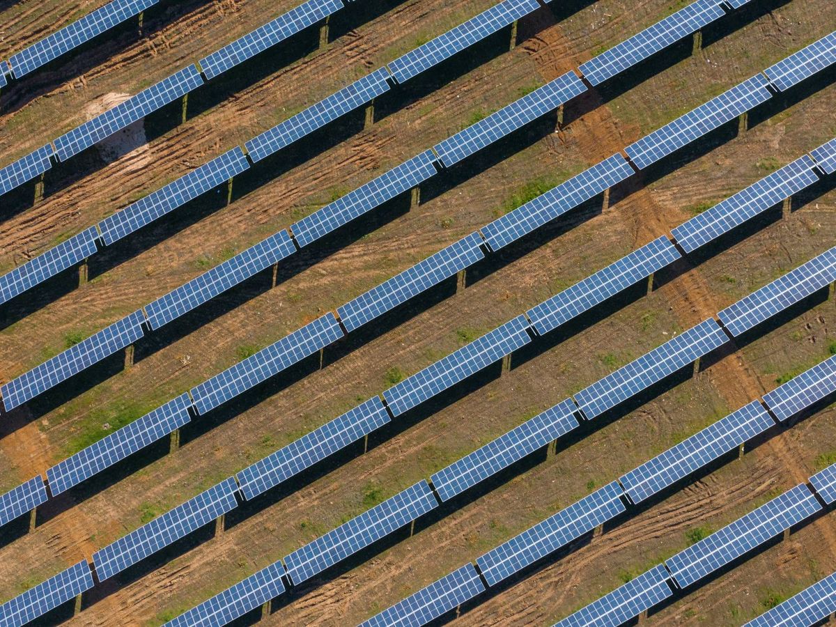 Foto: Una de las plantas solares del grupo andaluz en España. (Prodiel)