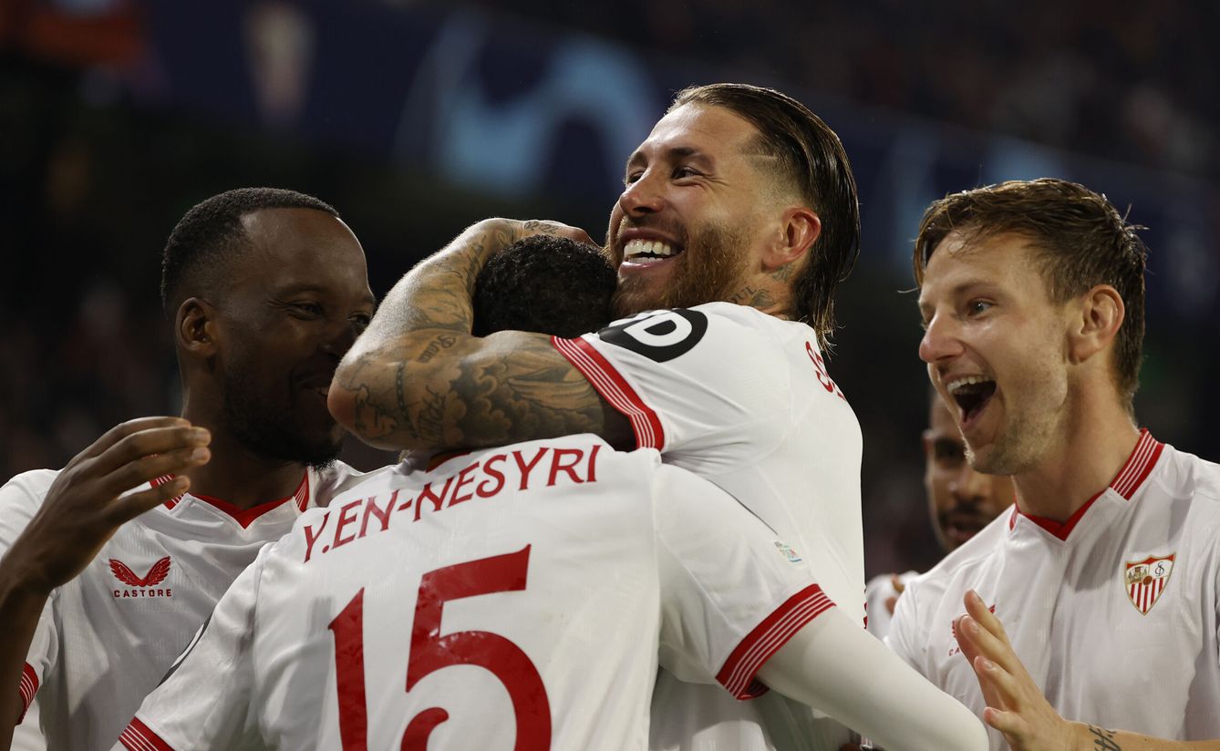 Sergio Ramos celebrando un gol del Sevilla. (EFE)