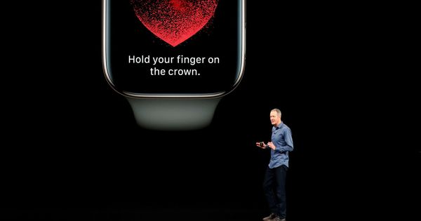 Foto: Jeff Williams, jefe de operaciones de Apple, durante la presentación del electrocardiograma del Apple Watch 4 en Cupertino. (Reuters) 