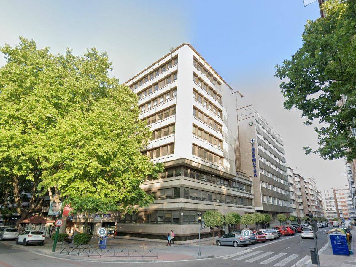Foto: Ibermutua intenta soltar lastre en Valladolid: nueva subasta de un edificio, por 6,8 M. (Google Maps)
