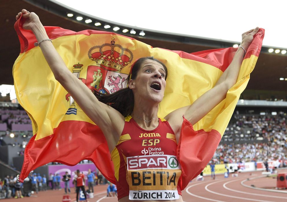 Foto: Ruth Beitia celebra su título de campeona de Europa (Efe). 