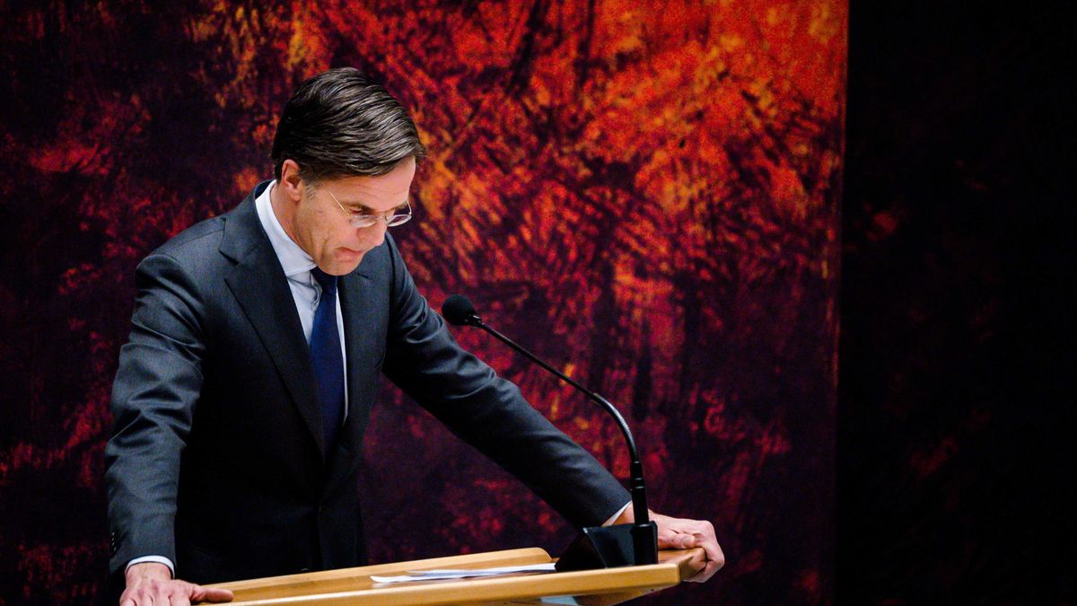 Rutte sobrevive a una moción de censura en Países Bajos, pero sale dañado