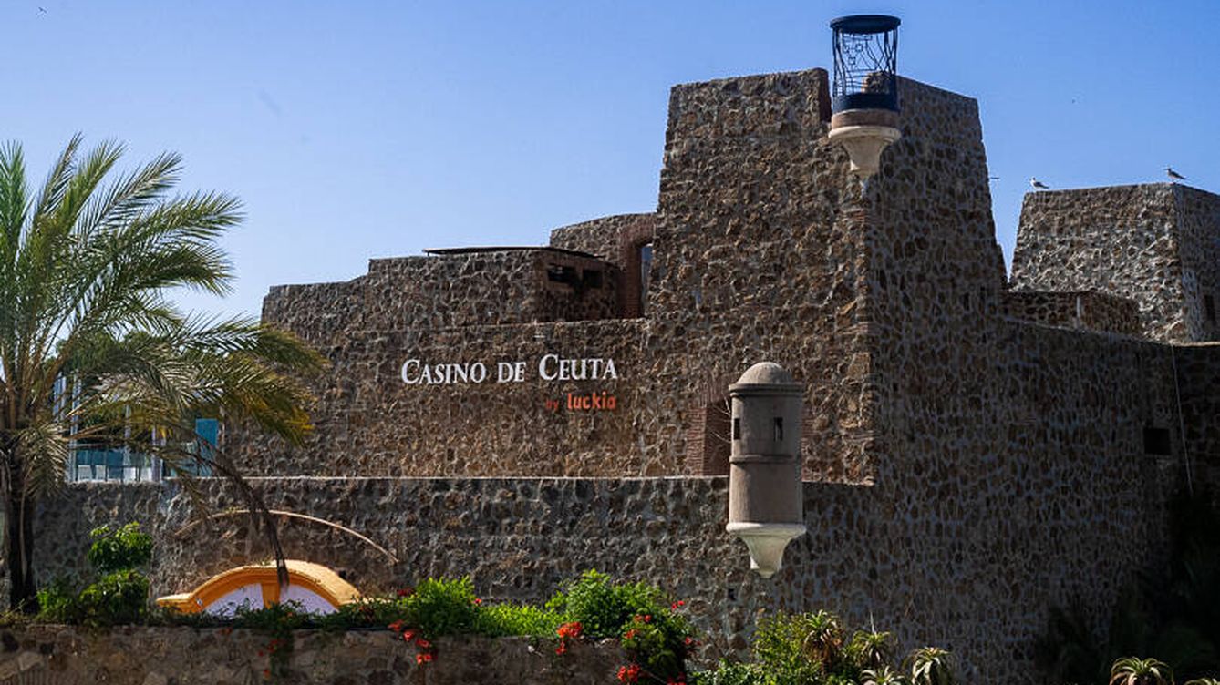 Foto: Casino de Luckia en el Parque Marítimo del Mediterráneo de Ceuta. (César Manrique)