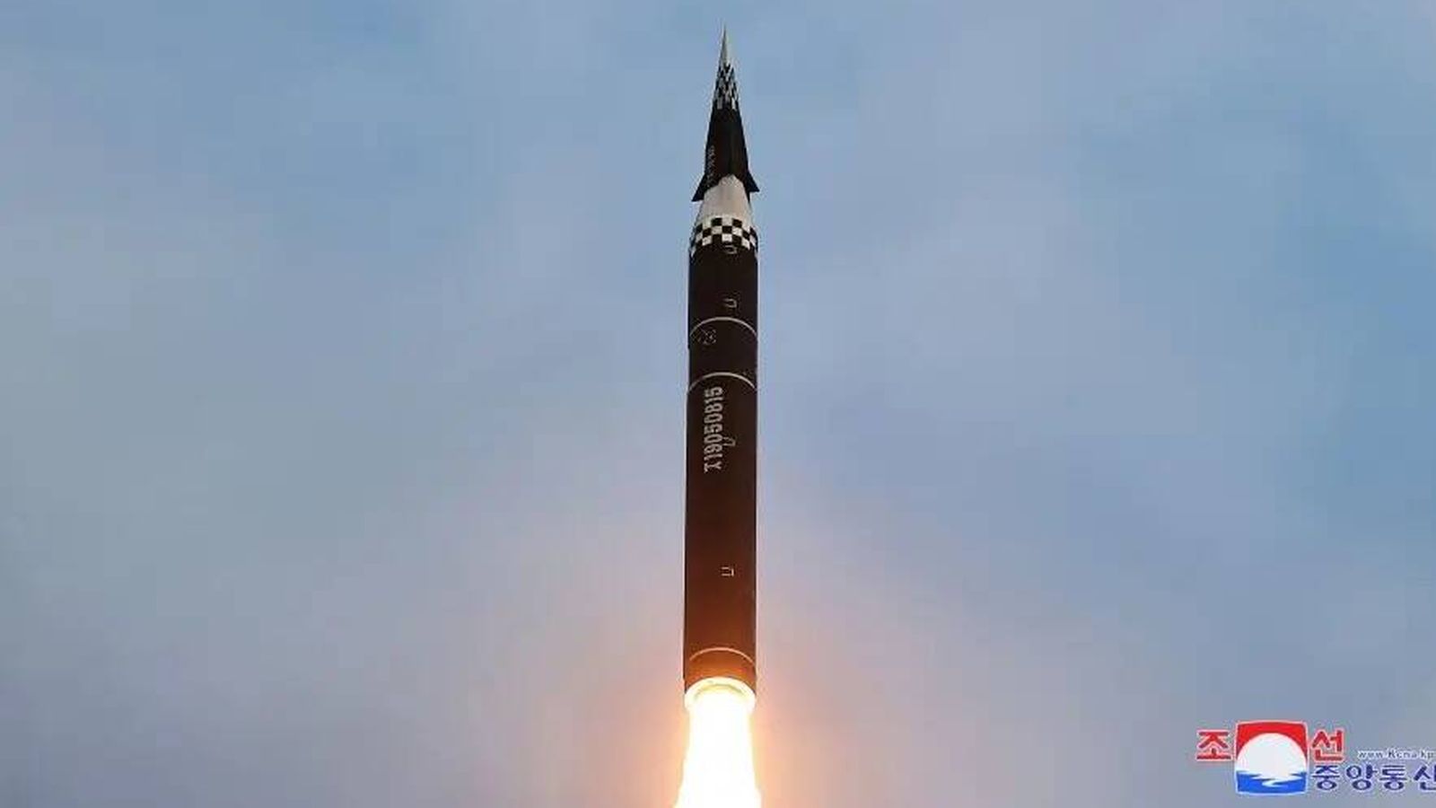 Lanzamiento del misil. (NKCA)