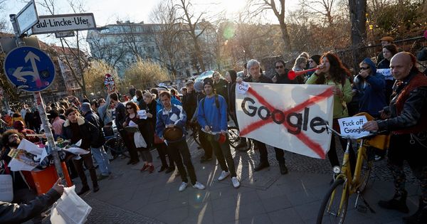 Foto: Protestas en Berlín en contra de la construcción de un campus de Google en una zona residencial. (EFE)