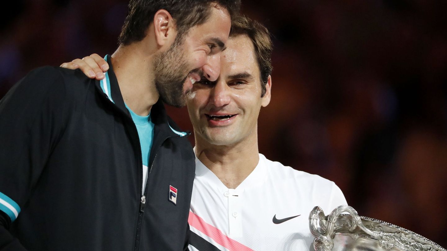 Federer felicitó a Cilic, número 3 del mundo a partir de este lunes. (EFE)