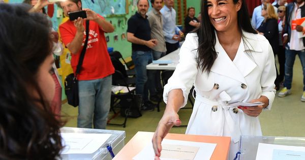 Foto: Begoña Villacís, votando el pasado 26 de mayo. (EFE)