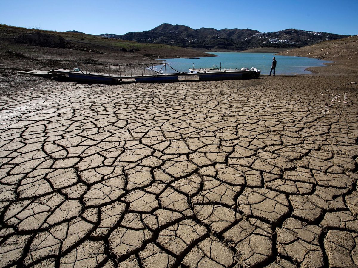 Foto: Exigen una "gobernanza responsable" del agua ante su escasez (EFE/D.Pérez)