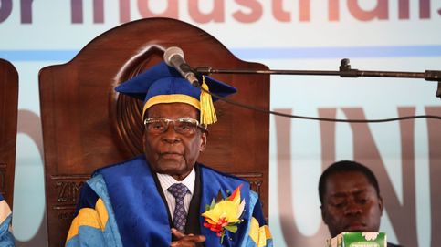 Mugabe se niega a dimitir pese a ser expulsado del partido del Gobierno