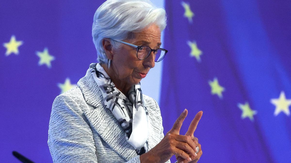 Lagarde dice que las próximas subidas de los tipos dependerán de los datos de inflación