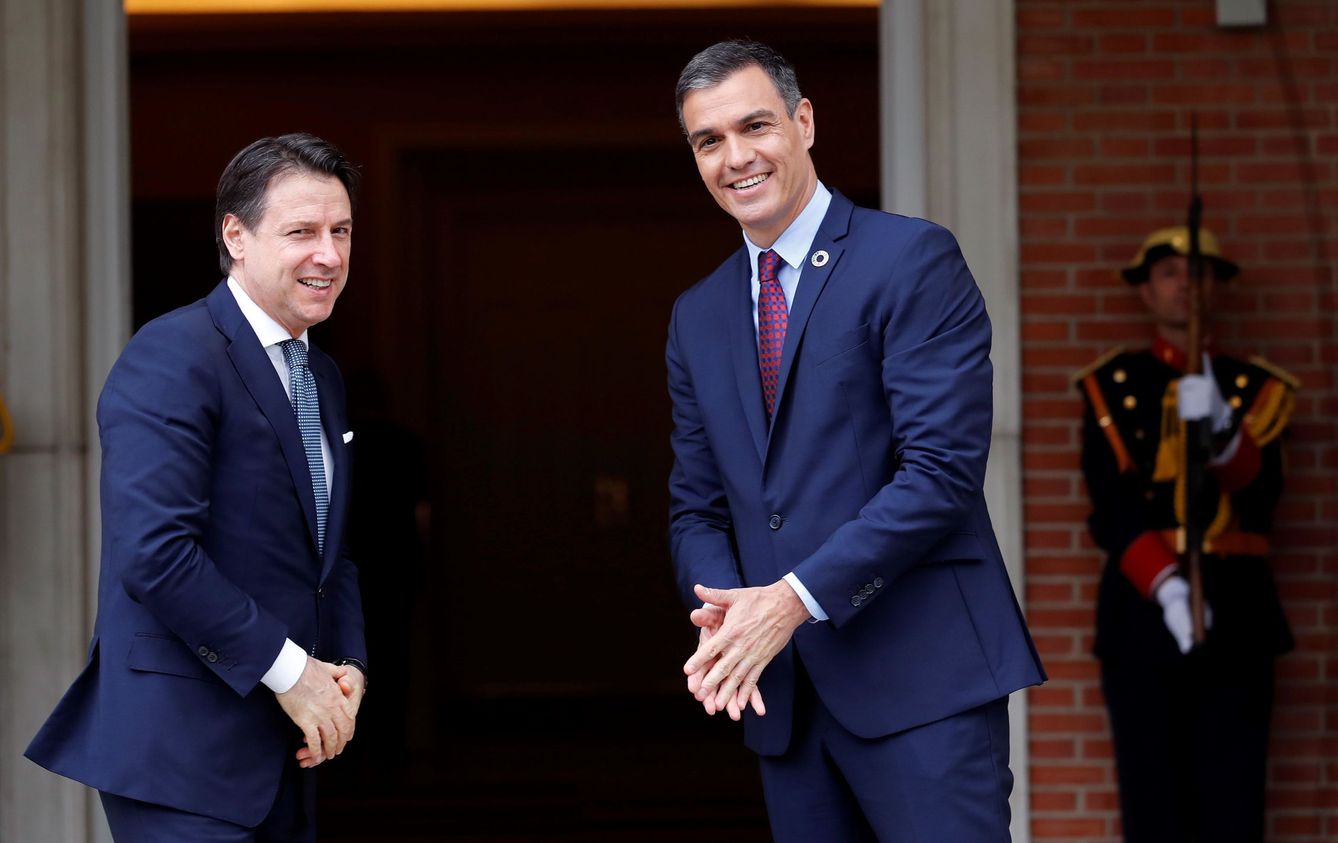 Pedro Sánchez recibe en la Moncloa al primer ministro italiano, Giuseppe Conte, este 8 de julio. (EFE)