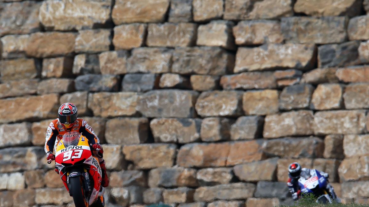 El motociclismo español demuestra un dominio insultante en el GP de Aragón
